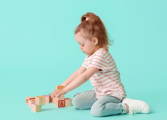 Une enfance sans jouets - l'approche minimaliste marche-t-elle vraiment ?