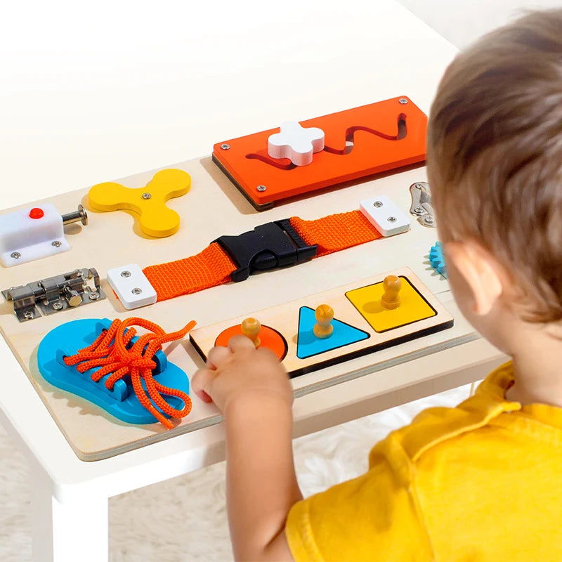 Jouet Montessori pour stimulation logique et motricité